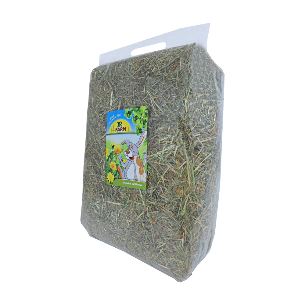 JR Farm Weidehooi met Paardenbloemen