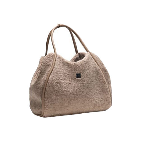 Designed by Lotte Bæretaske Tebby - 43X18X35