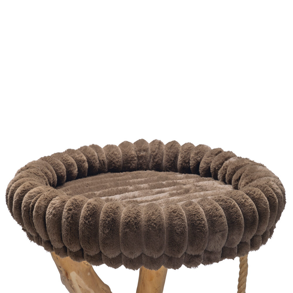 Designed by Lotte Kratzbaum Reya